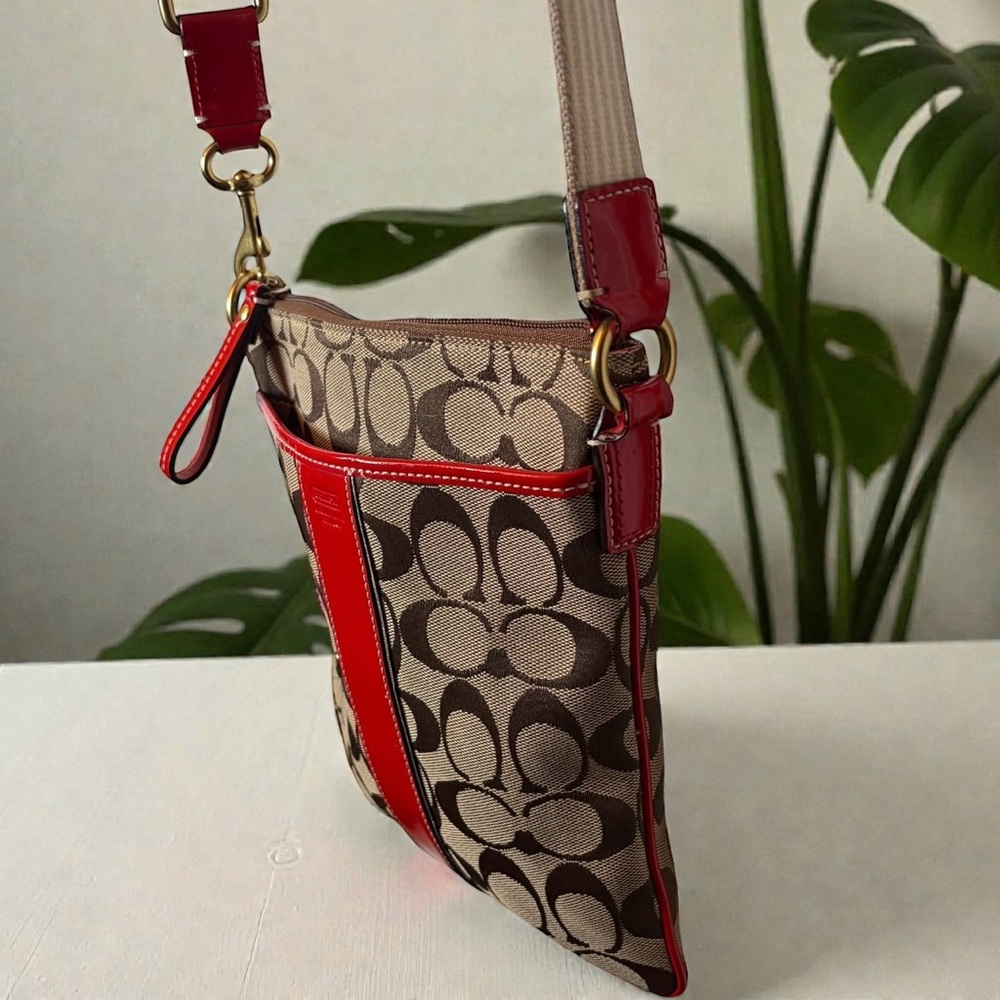 Vintage Coach Penelope signature canvas floral crossbody bag - Picture 4 of 7